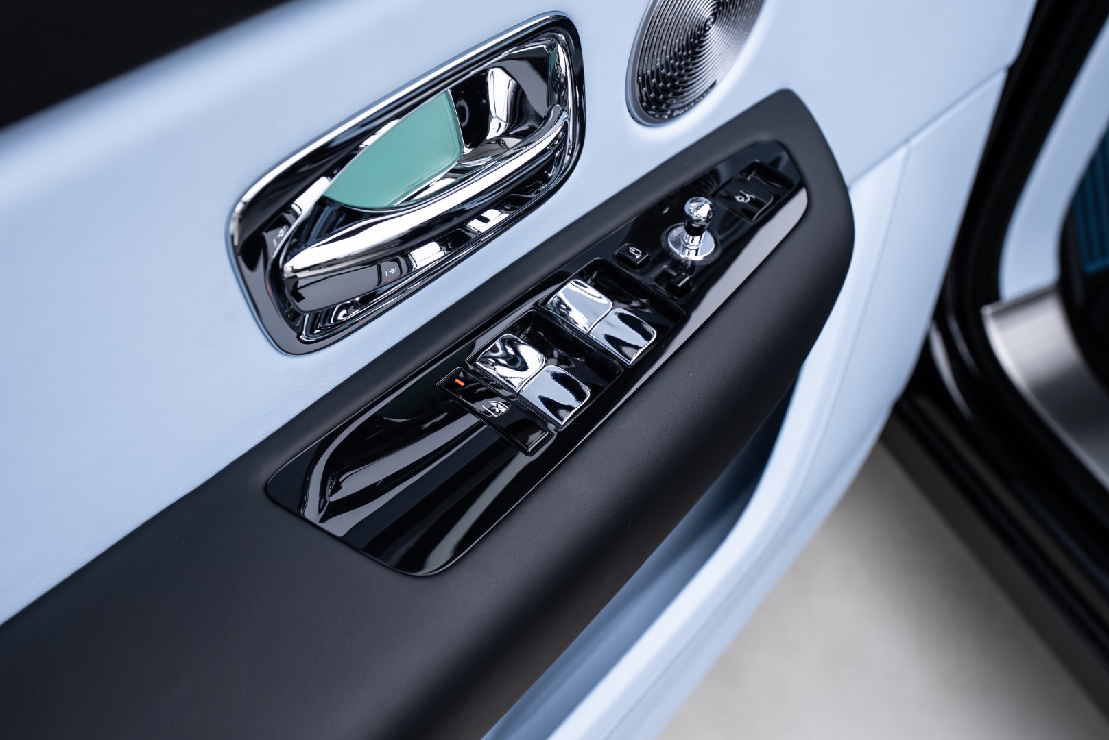 2026 ROLLS ROYCE CULLINAN | BALCK BADGE | GCC | DEALER WARRANTY SERVICE
